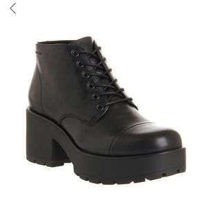 Vagabond Dioon Lace Up Black Leather Ankle Boots